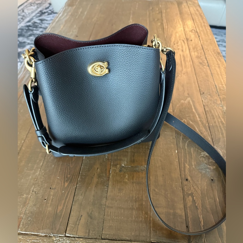 Coach Willow Bucket Shoulder Crossbody Bag
